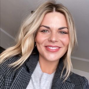 Meet your Posher, Blake